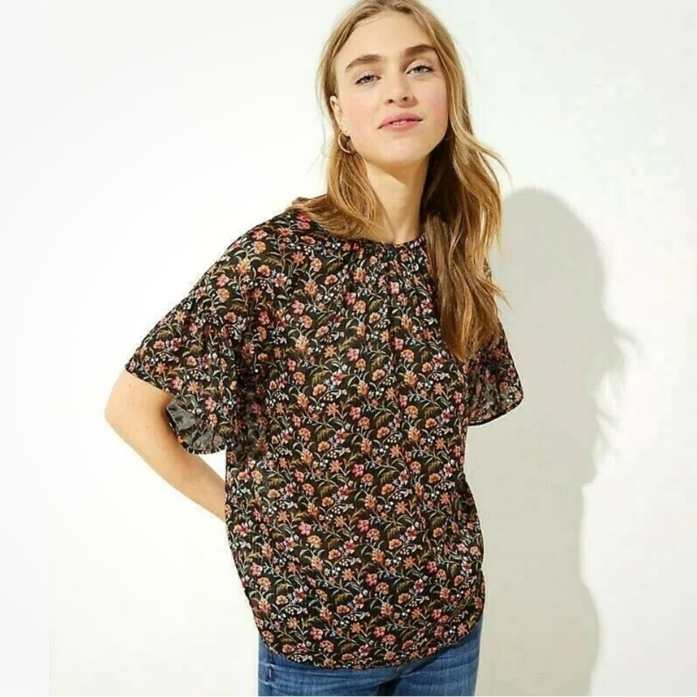 Loft floral print tie back flutter sleeve blouse